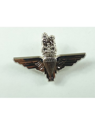 Enamel Para Wings Badge Lapel Pin Small Metal British Army  26 x 11mm