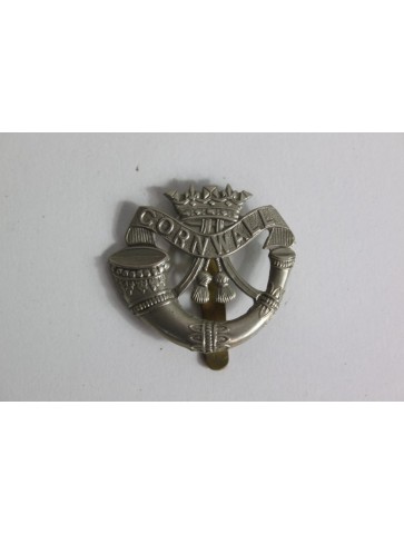 Genuine Surplus East Lancashire Regiment Cap Badge Metal (600)