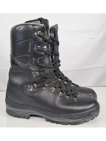 Genuine Surplus Meindl Gore-tex Lined Army Boots Black Waterproof uk 5.5 (1681)