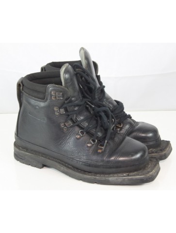 Genuine Surplus British Army Ski Boots Black Leather...